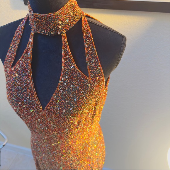 Naeem Khan Riazee Sequin Gown. Brand New with tags. Saks - Picture 15 of 16